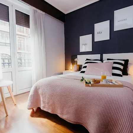 아파트 Ubicacion Excelente Cerca De Centro Azkuna 빌바오