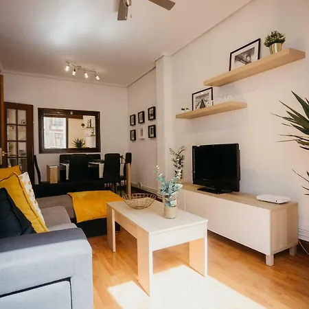 Ubicación Excelente Cerca De Centro Azkuna Apartamento *
